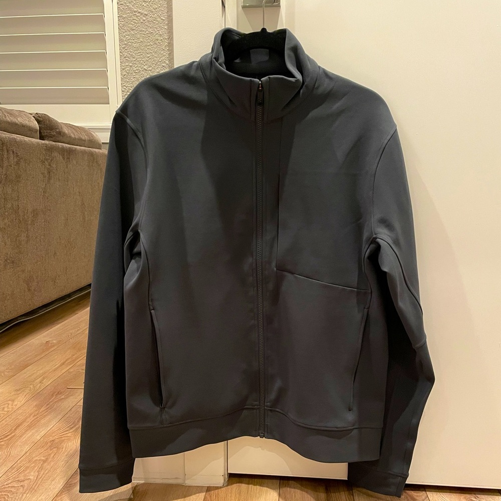 LuluLemon Men’s Jacket
